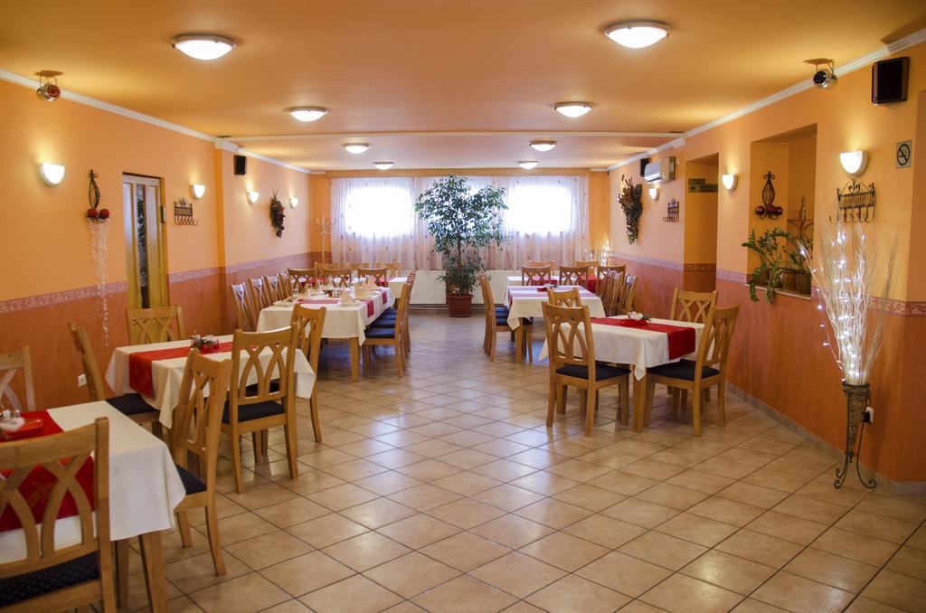 Arany Patko Panzio Hotel Дебрецен Екстериор снимка